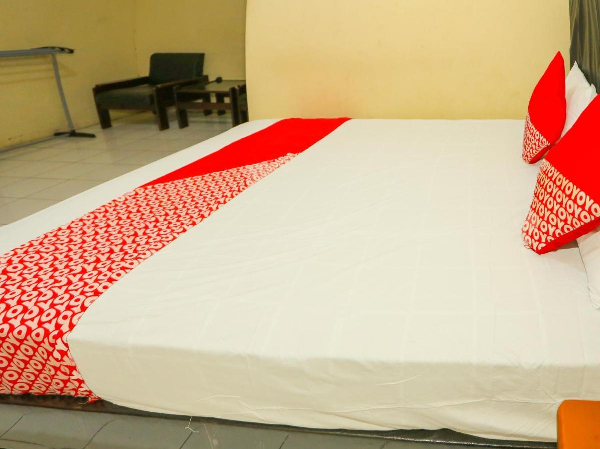 Oyo 93136 Hotel Santo Djaya 2 Bogor Zewnętrze zdjęcie