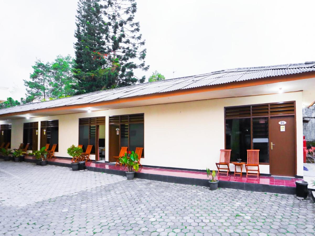 Oyo 93136 Hotel Santo Djaya 2 Bogor Zewnętrze zdjęcie