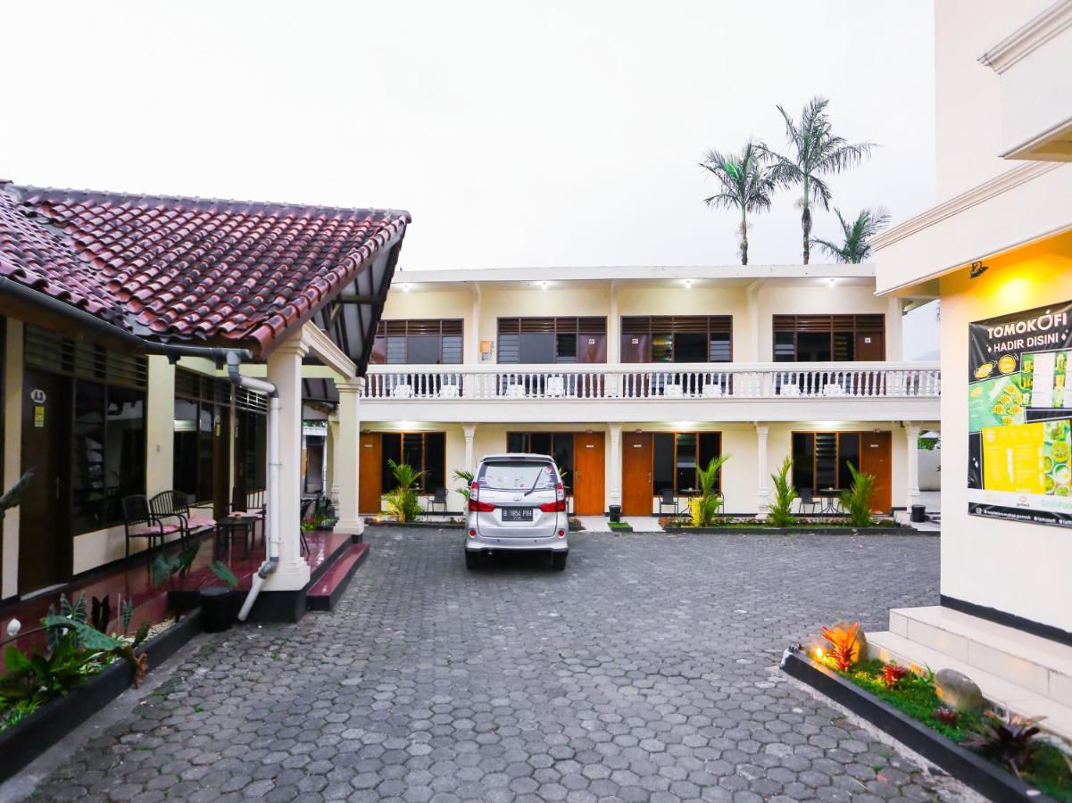 Oyo 93136 Hotel Santo Djaya 2 Bogor Zewnętrze zdjęcie