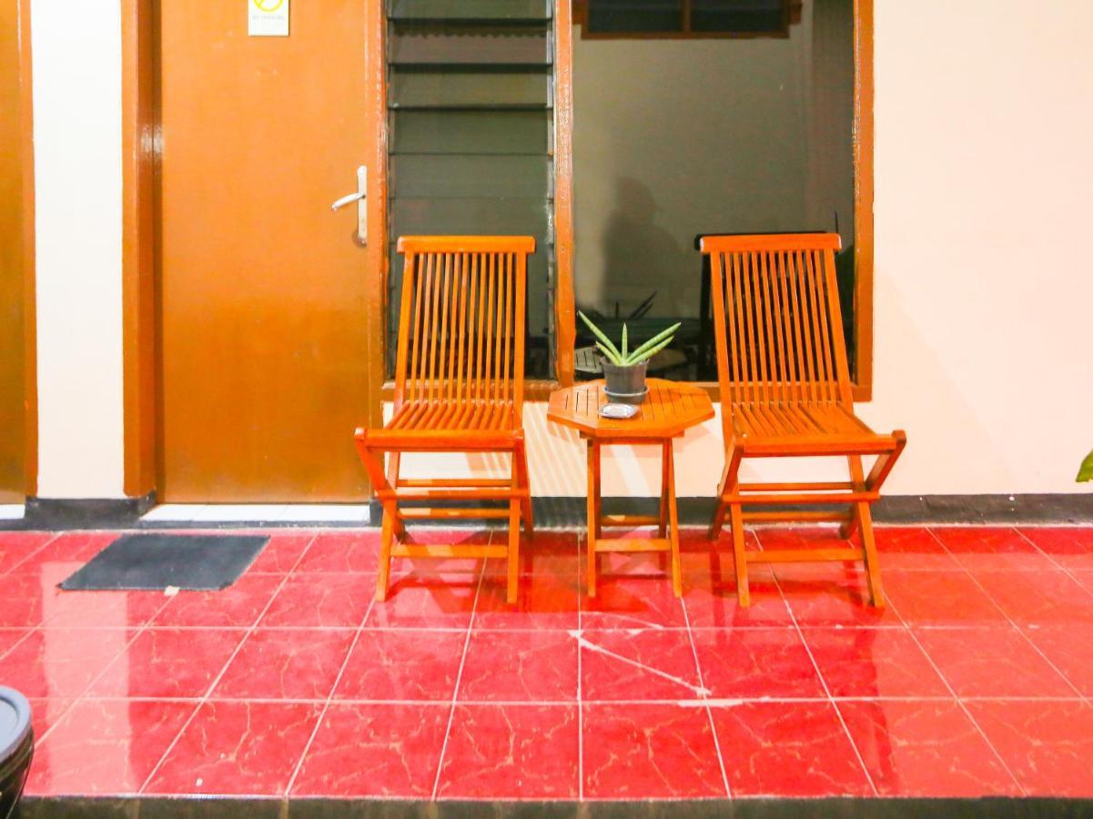 Oyo 93136 Hotel Santo Djaya 2 Bogor Zewnętrze zdjęcie